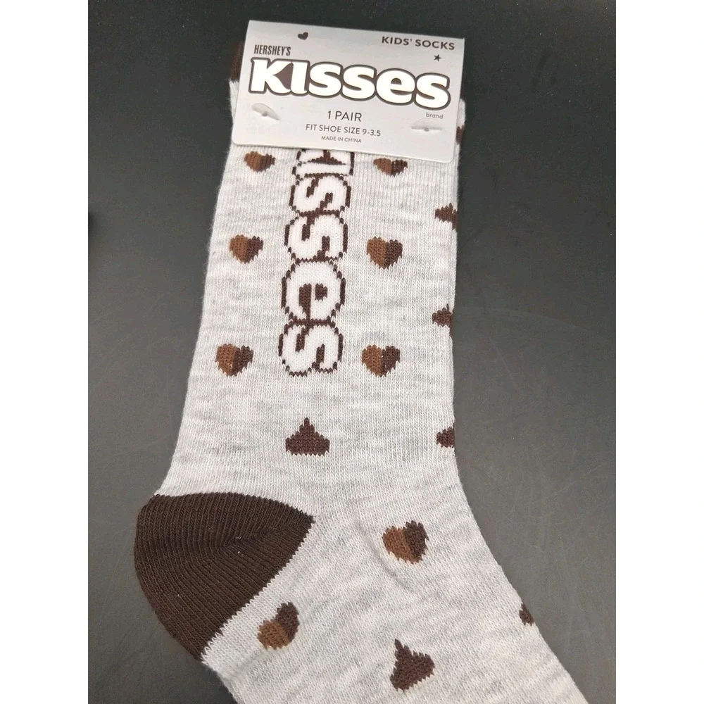 Reese's Peanut Butter Cups,Hershey's Kisses & Tootsie Roll Kid's Novelty Socks